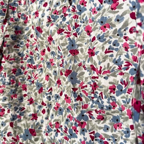 NWT BB Dakota Steve Madden Pink & Blue Floral Sleeveless Ditsy Top- Size Medium - Picture 6 of 10